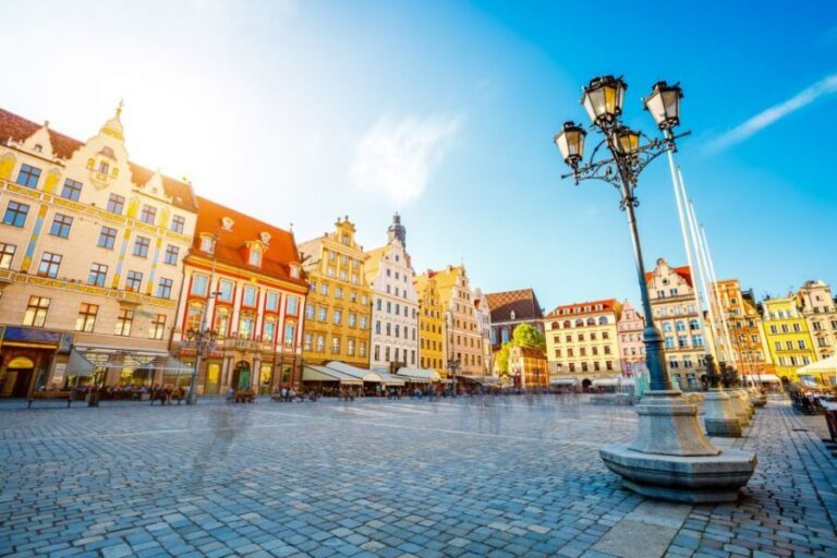 Wroclaw: Private Old Town Guided Walking Tour (2 h) - What’s Included and Practical Info