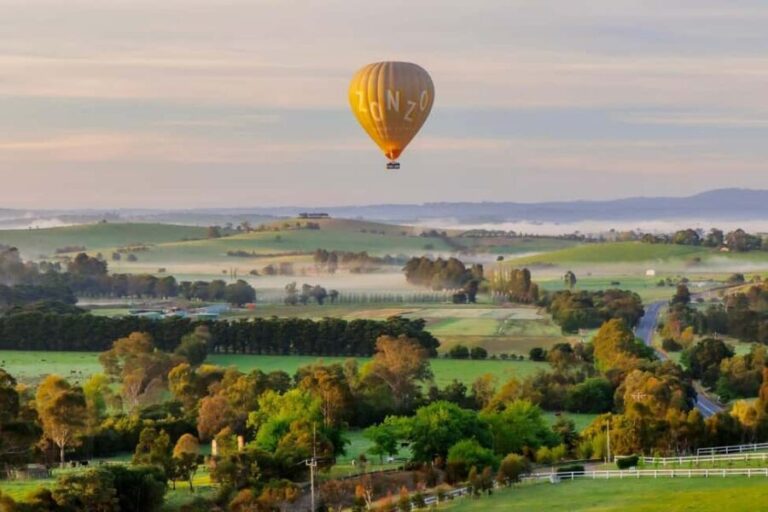 Yarra Valley: Hot Air Balloon with Breakfast & CBD Transfers - The Inflation and Pre-Flight Atmosphere