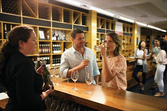 Yarra Valley Premium Tour Lunch and Sparkling Wine Tasting at Domaine Chandon - FAQ