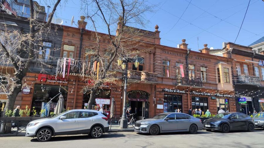 Yerevan: Old stories and secrets - A Deep Dive into the Experience