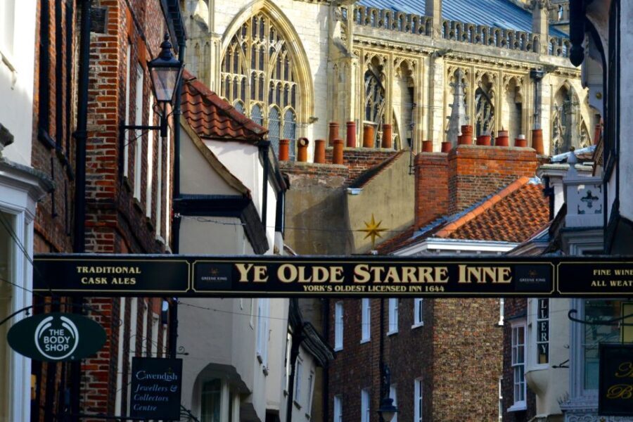 York: Private Guided Walking Tour - Practical Details and Tips
