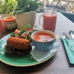 Zaandijk: Dutch Traditional 2 course Lunch including drink - Who Should Consider This Experience?