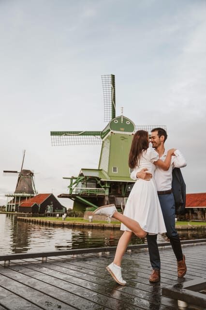 Zaanse Schans: Photoshoot Near Amsterdam with Windmills - The Experience in Detail