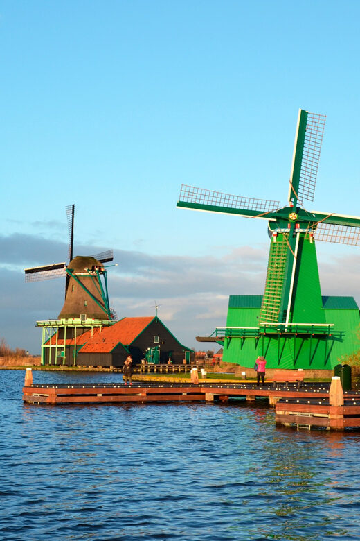 Zaanse Schans: Wooden Shoe Painting Workshop - A Closer Look at the Wooden Shoe Painting Workshop at Zaanse Schans