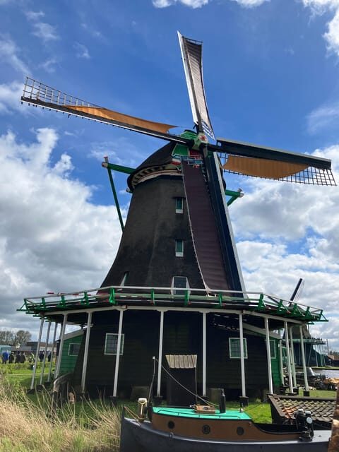 Zaanse Schans - How the Experience Feels: Authentic, Fun, and Educational