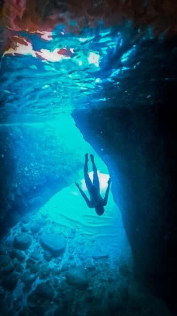 Zakynthos: Semi Private Shipwreck & Blue Caves Max 10 guests - Who Will Love This Tour?