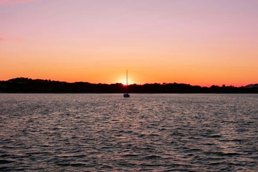 Zen outing: yoga on a cove and boat trip - Zen Outing: Yoga on a Cove and Boat Trip