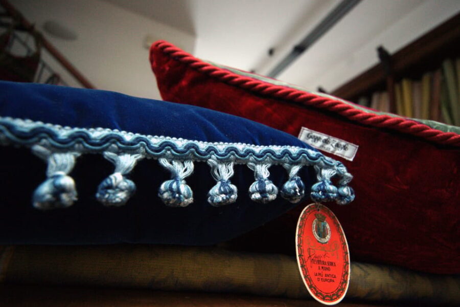 Zoagli: Artisan Weaving since 1932 - Practical Details and Tips