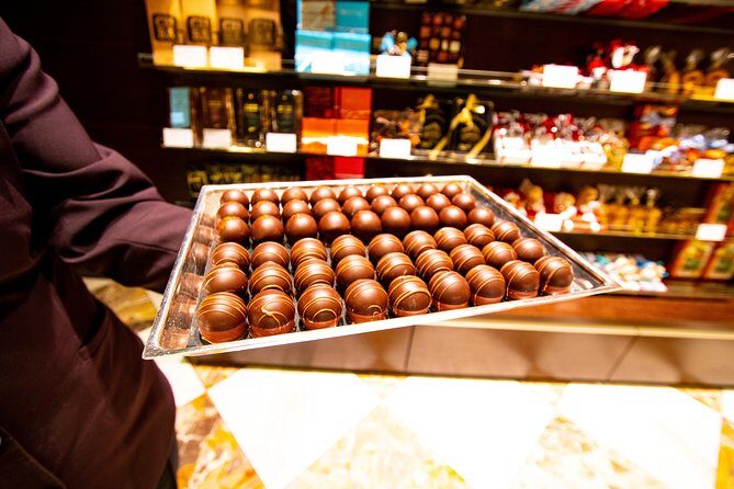 Zurich: Chocolate Tasting and Walking Tour with a Local - Who Should Book This Tour?