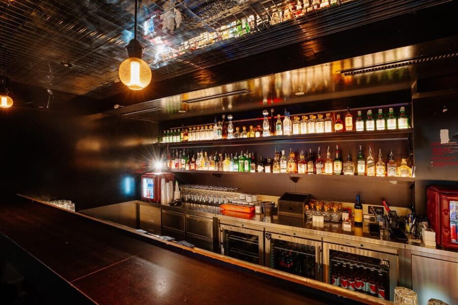 Zurich: Disco admission incl. DJ - Exploring Zurich’s Nightlife at Club Bellevue