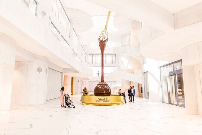 Zurich Highlights Tour With Cruise and Lindt Home of Chocolate - What Reviewers Say: Pros and Cons