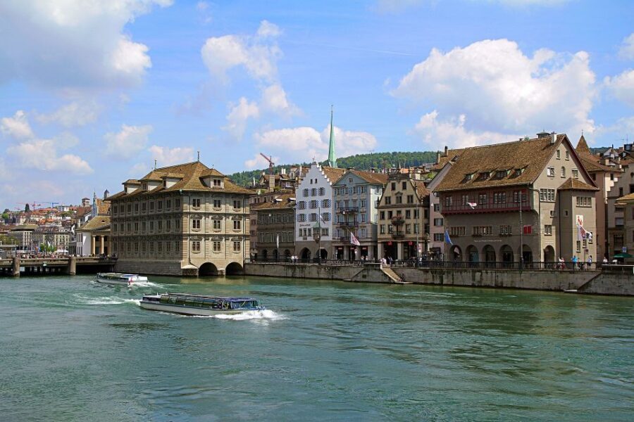 Zurich - Old Town Private Walking Tour - The Actual Experience: What It Feels Like