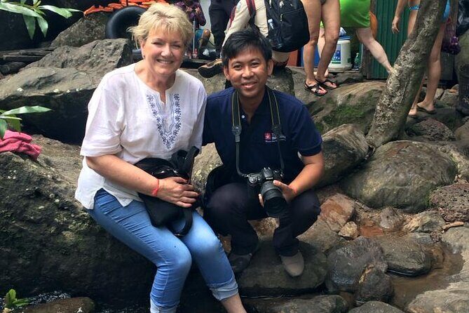 1-Day Angkor Temple Small Group Day Tour - Practical Details and What to Expect