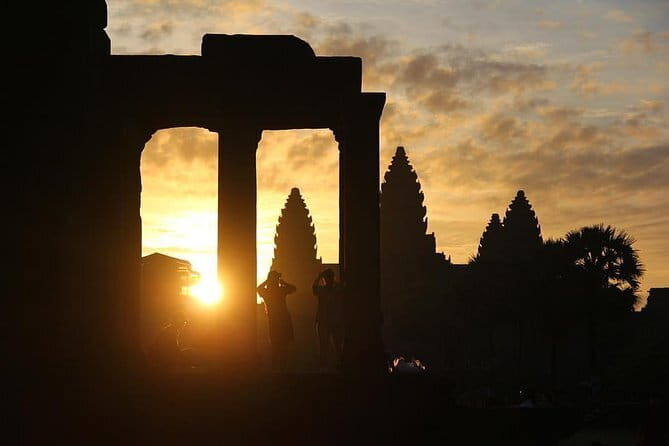 1 Day Angkor Wat with Sunrise Tour - The Experience and What Youll Gain