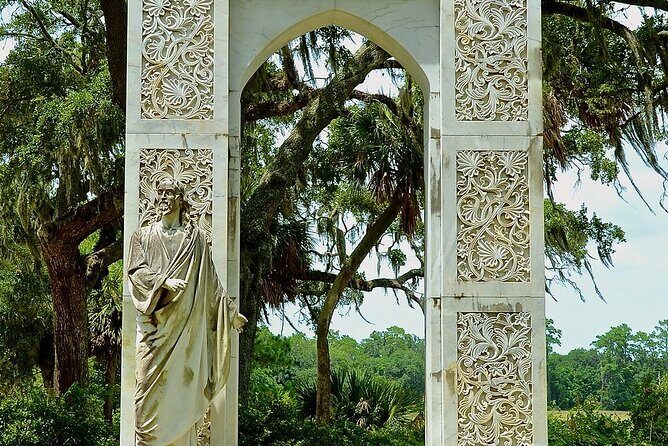 1-Hour Bonaventure Cemetery Golf Cart Guided Tour in Savannah - Who Is This Tour Best Suited For?