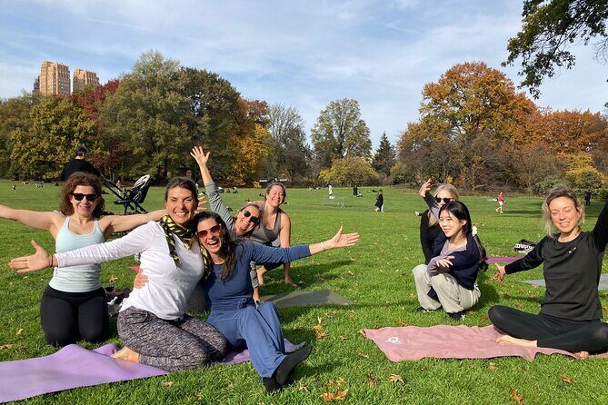 1 Hour Group Yoga Class in Central Park - An In-Depth Look at the 1 Hour Group Yoga Class in Central Park