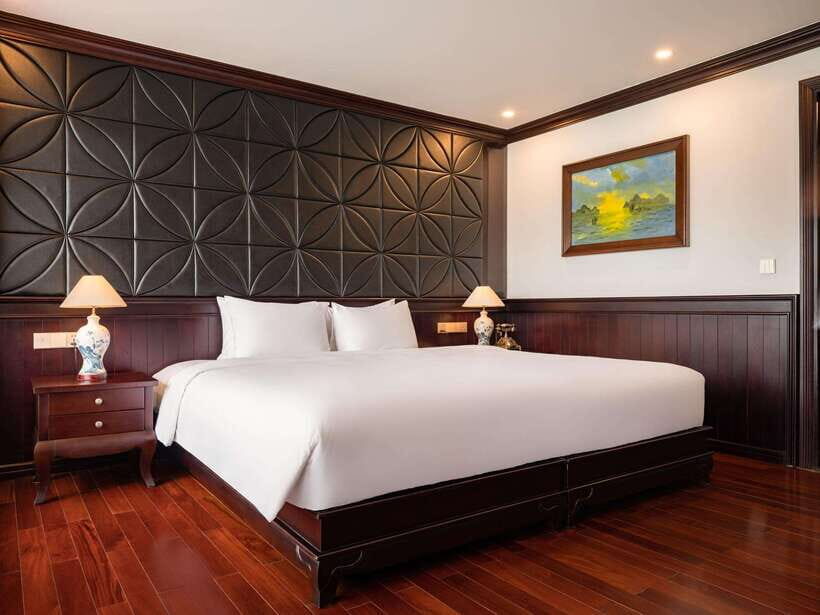 2-Day: Halong Lan Ha Bay 5 Stars Cruises w/Balcony & Bathtub - An In-Depth Look at Your 2-Day Cruise Adventure