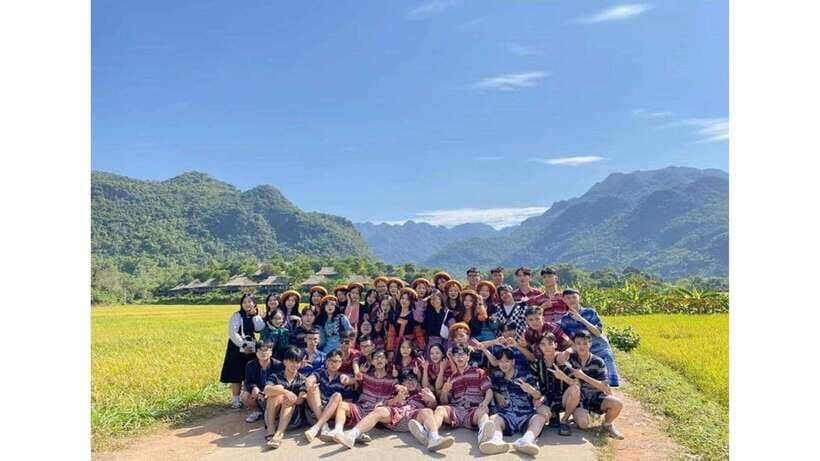 2-Day Mai Chau Valley Tour from Hanoi - Who Should Consider This Tour?