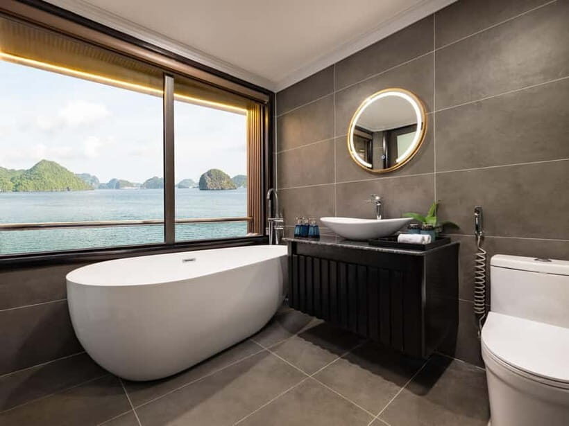 2-Day or 3-Day: Halong&Lan Ha Bay Cruise 5* balcony,bathtub - Exploring the Itinerary in Detail