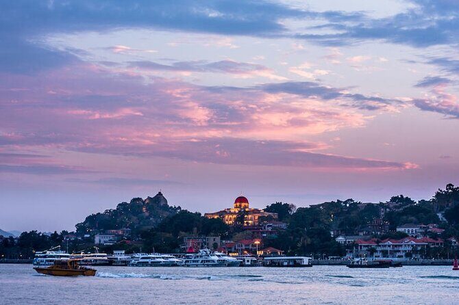 2-Day Private Sightseeing Tour of Xiamen City Highlights and Toulou Cluster - Practicalities and Value