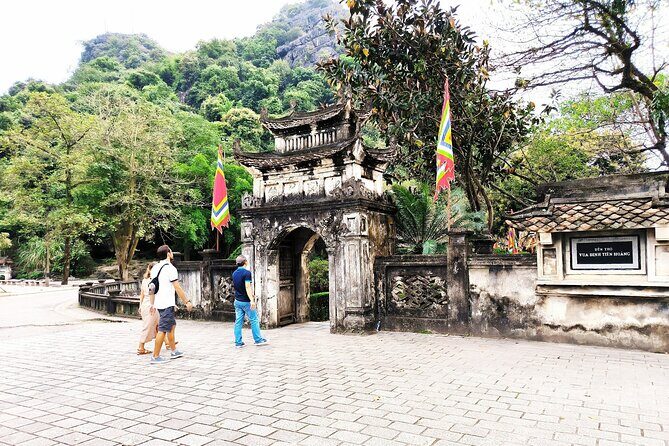 2 Day Private Tour in Ninh Binh with Mini Resort or 4 Star Hotel - Frequently Asked Questions