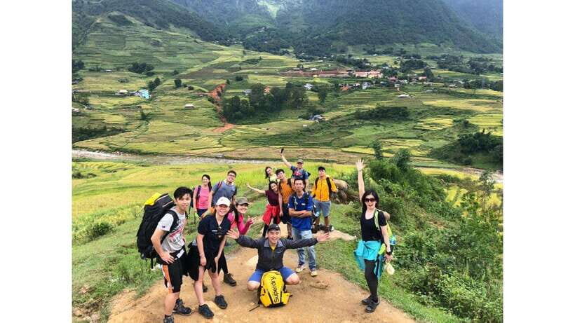 2-Day Sapa Tour from Hanoi with Homestay and Meals Included - Journey from Hanoi to Sapa: Comfort and Scenic Drive