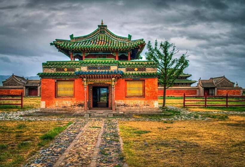 2 Day / Visit Khar kharom and Elsen tasarkhai sand dune - Exploring Mongolia in Depth: The 2-Day Tour Breakdown