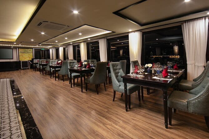 2 Days 1 Night Luxury Cruise Travel in Ha Long Bay - What Makes This Cruise Stand Out?