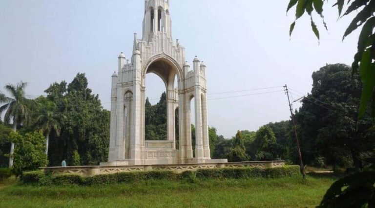 2 Days in Prayagraj: A Journey Through Faith and History - Practical Considerations and Tips