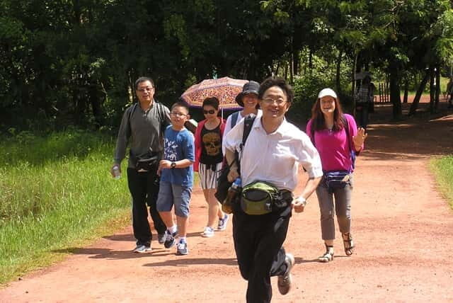 2 Days Koh Ker Group, Beng Mealea & Tonle Sap Lake - What Makes This Tour Stand Out?