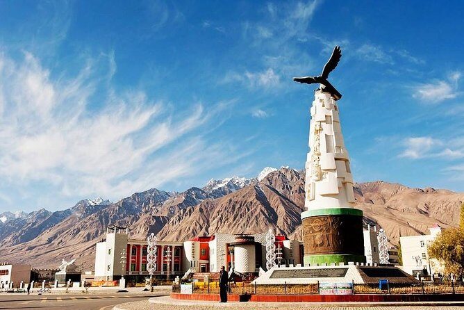 2 Days Tashkurgan Private Tour from Kashgar with Accommodation - Who Should Consider This Tour?