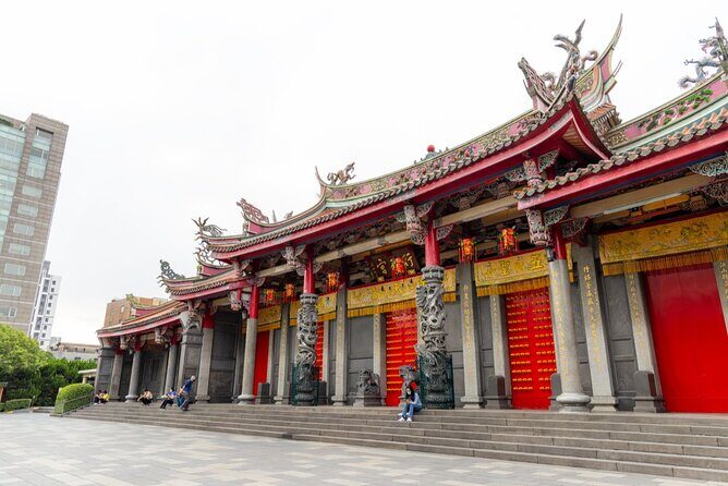 2-Hour Vegetarian Private Walking Tour - Xingtian Temple - Who Is This Tour Best Suited For?