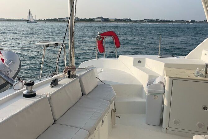 2 Hours Cocktail Sail Aboard Bella - Exploring the Details of the 2 Hours Cocktail Sail Aboard Bella