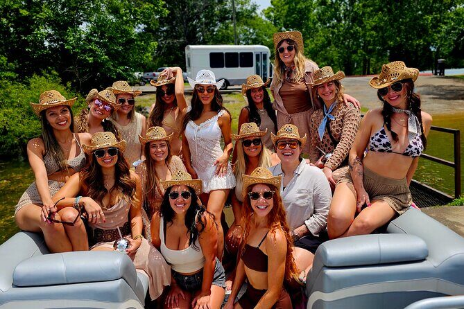 25ft Pontoon Party Boat w/ Captain up to 12 people (3 hrs) - What Makes This Tour Stand Out?