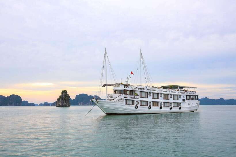 2D1N Ha Long Bay Cruise by Oriental Sails - Who Is This Tour Best For?