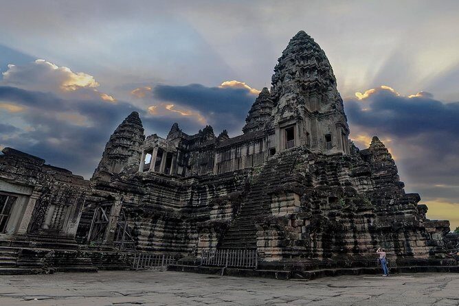 3-Day Angkor Wat & All Interesting Major Temples & Kulen Mount Waterfall - What Makes This Tour Stand Out?