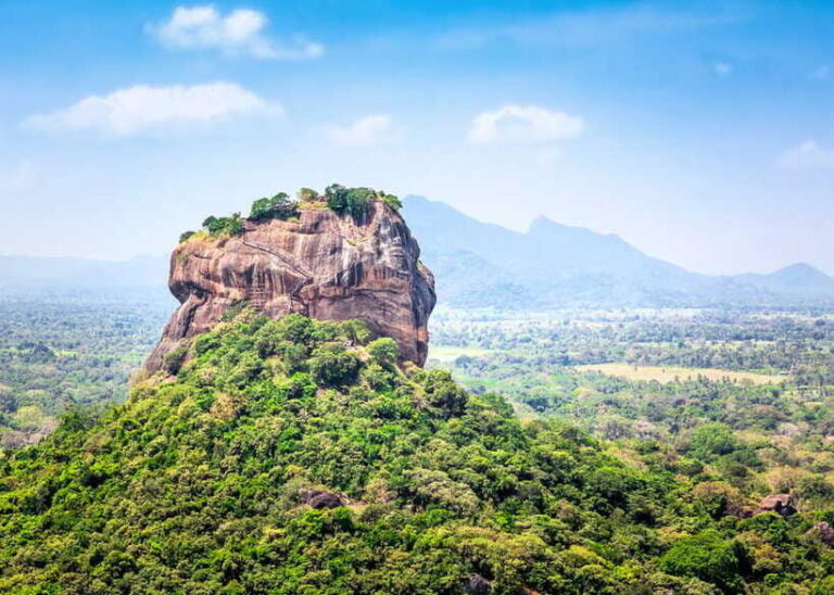 3-Day Private Tour: Sigiriya, Dambulla, Ella With Train Tour - Exploring Sri Lanka: A Deep Dive into the 3-Day Tour