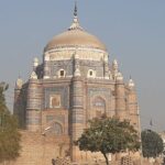 3-Days Guided Tour Of Multan, Bahawalpur, Uch Sharif & Derawar Fort (Cholistan) - Uch Sharif and Bahawalpur: From Tombs to Palaces