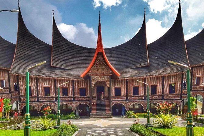 3 Days Private Padang Tour: Minangkabau Cultural Center, Village & City Tour - FAQs