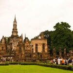 3 Hour Bus Tour in Ayutthaya Heritage and Temples - The Experience: What to Expect