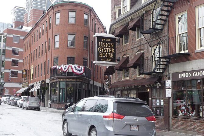 3-Hour Private "Cold Weather- Warm Van" Driving Tour of Boston - FAQ