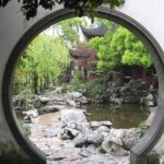 3-Hour Shanghai Yu Garden &Old Town Private Tour with Tea Tasting - Strolling Through Old Town and the Bazaar