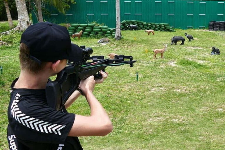 "3D-Challenge" Bow and Crossbow Shooting - Exploring the "3D-Challenge" Bow and Crossbow Shooting Experience