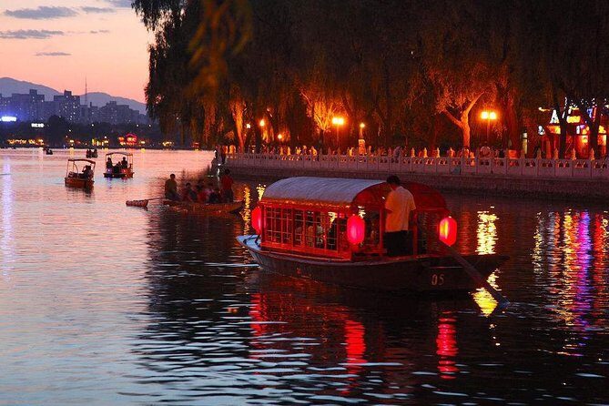 4-Hour Private Illuminated Beijing Tour with Authentic Chinese Dinner on Hutong Street - A Deep Dive Into the Beijing Night Experience