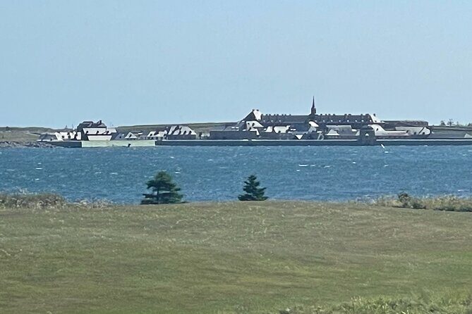 4 Hours Fortress of Louisbourg Tour - The Experience: Pros and Cons
