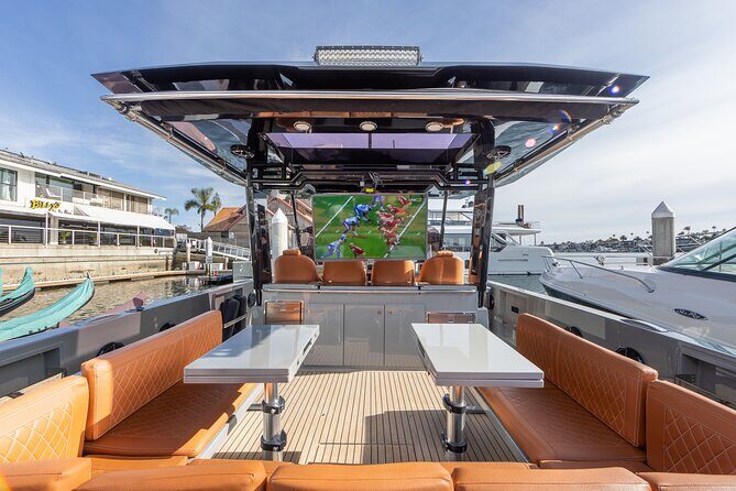45ft Exotic Sport Yacht Private Tour In Newport Beach - Key Points