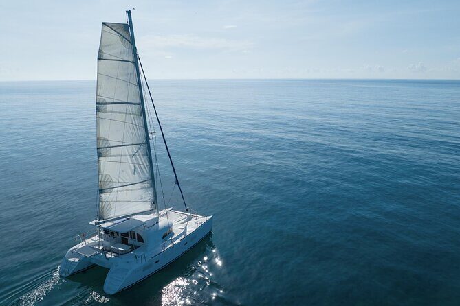 4H Private 38'Catamaran All-Inclusive in Tulum & Playa del Carmen