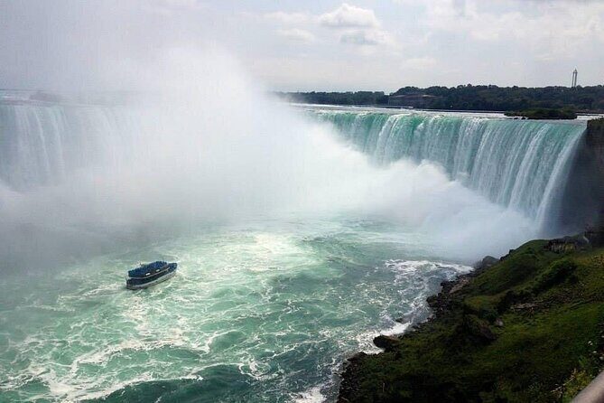 4hr Niagara Falls Canada Tour includes the Boat and tunnels - Why This Tour Works for You