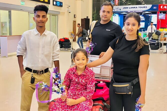 5 Day Sri Lanka Tour : Including Temple of Tooth & Sigiriya Trip - Day 2: The Sacred Tooth and Kandy