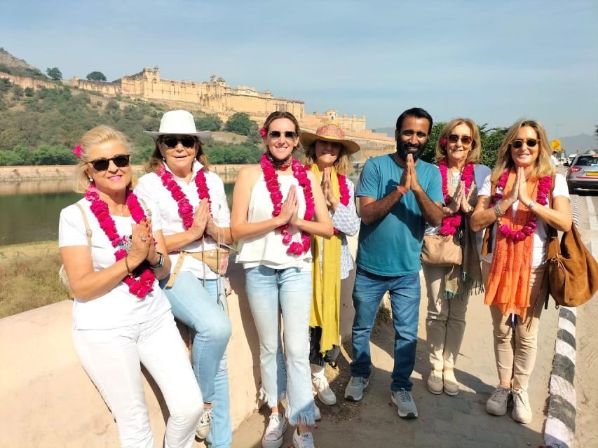 5 Nights 6 Days Golden Triangle India Tour with Ranthambore - FAQs